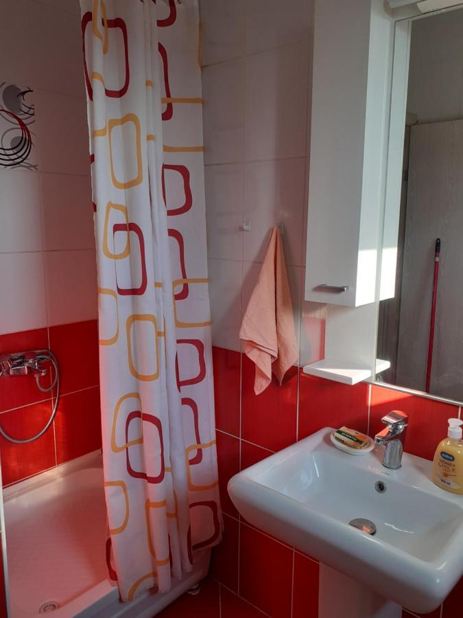 Apartment Vuk I Novak Улцинь Екстер'єр фото